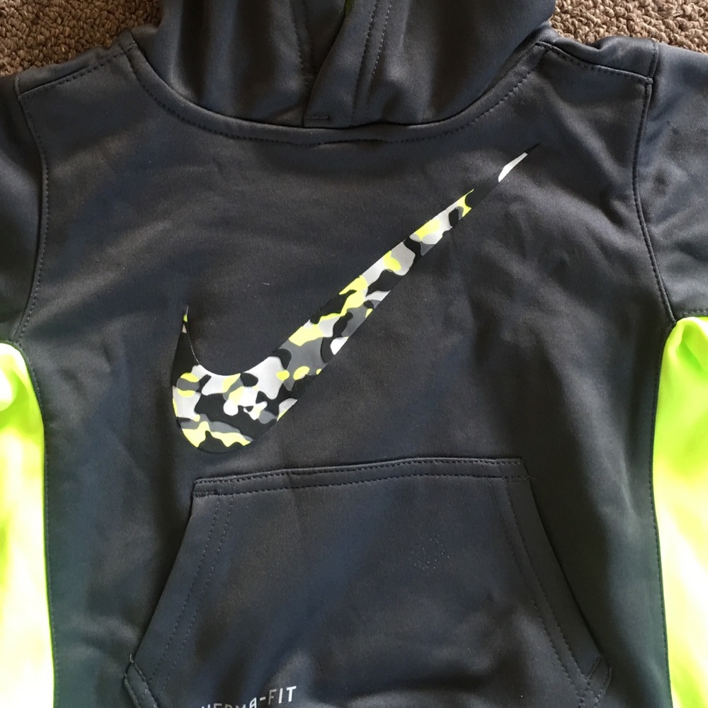 Boys Nike hooded sweatshirt